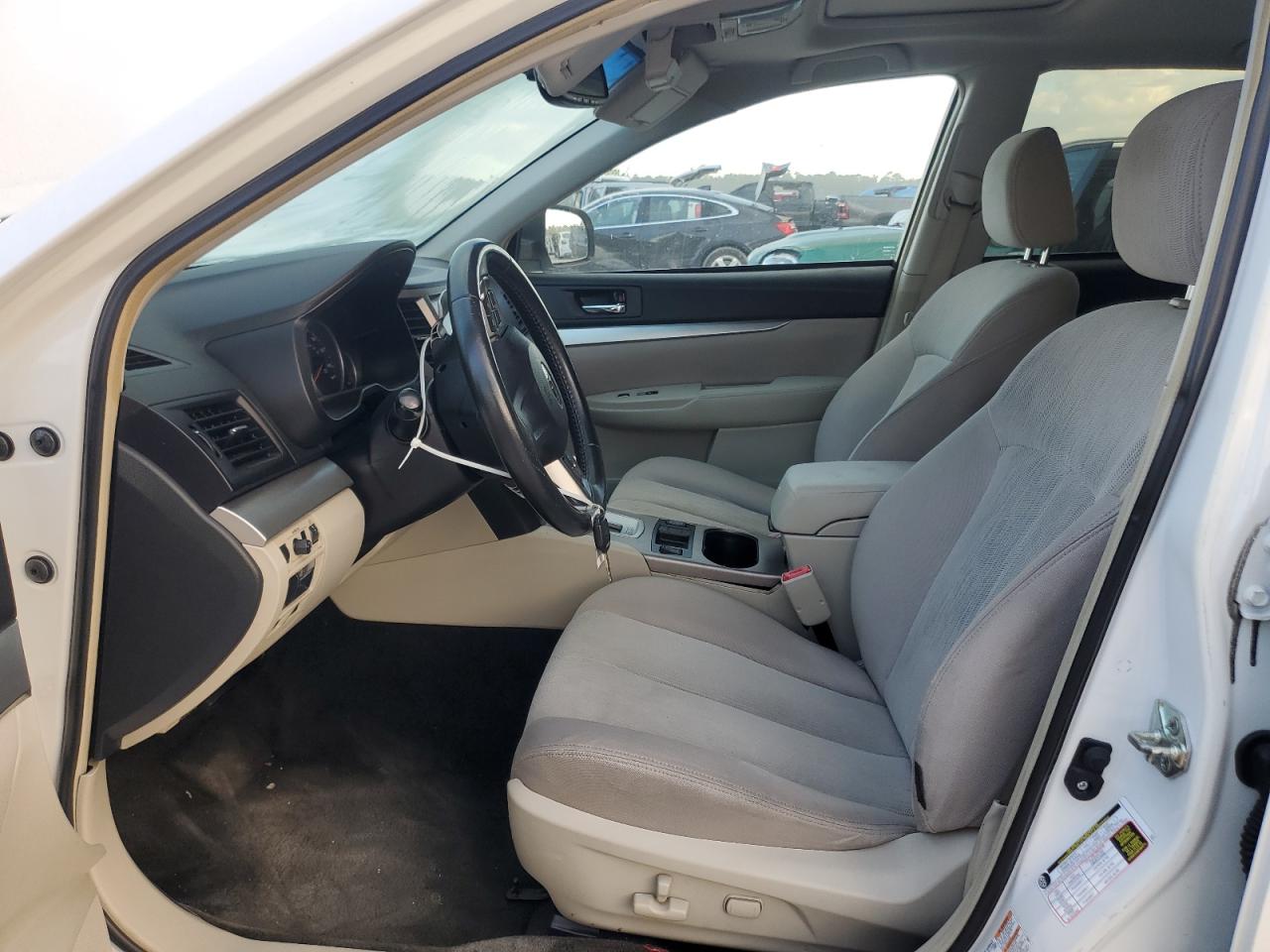 2014 Subaru Outback 2.5I Premium VIN: 4S4BRBEC9E3306922 Lot: 82544265