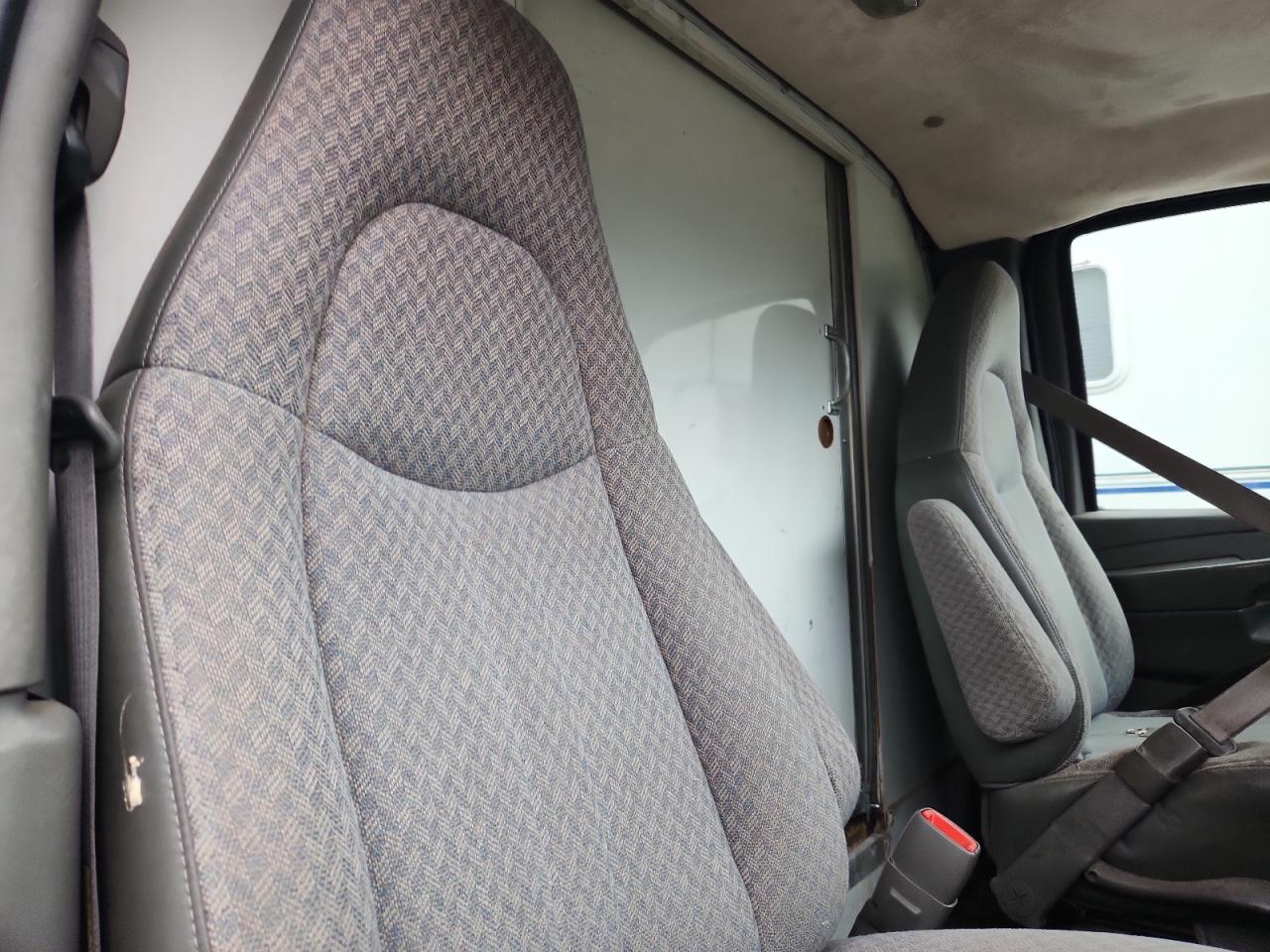 2003 Chevrolet Express G3500 VIN: 1GBJG31U131161575 Lot: 84962995