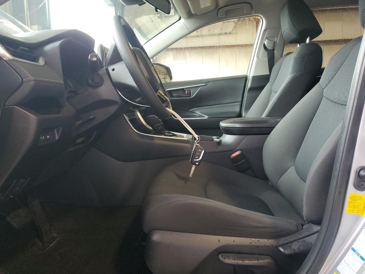 2019 Toyota Rav4 Le VIN: JTMMWRFV3KD503539 Lot: 85858075