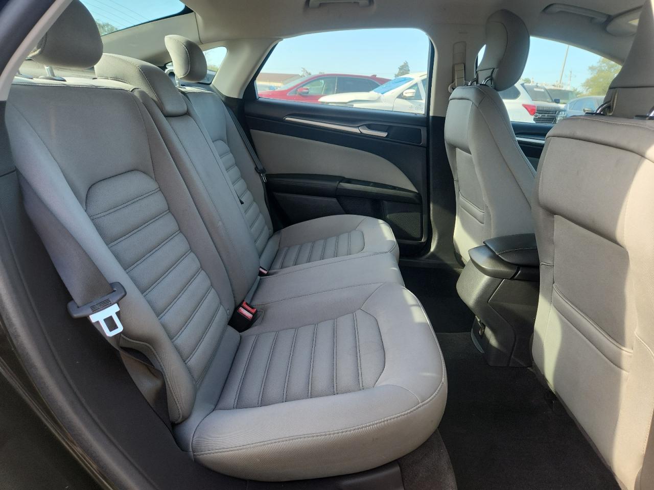 2013 Ford Fusion S VIN: 3FA6P0G75DR354519 Lot: 81964995