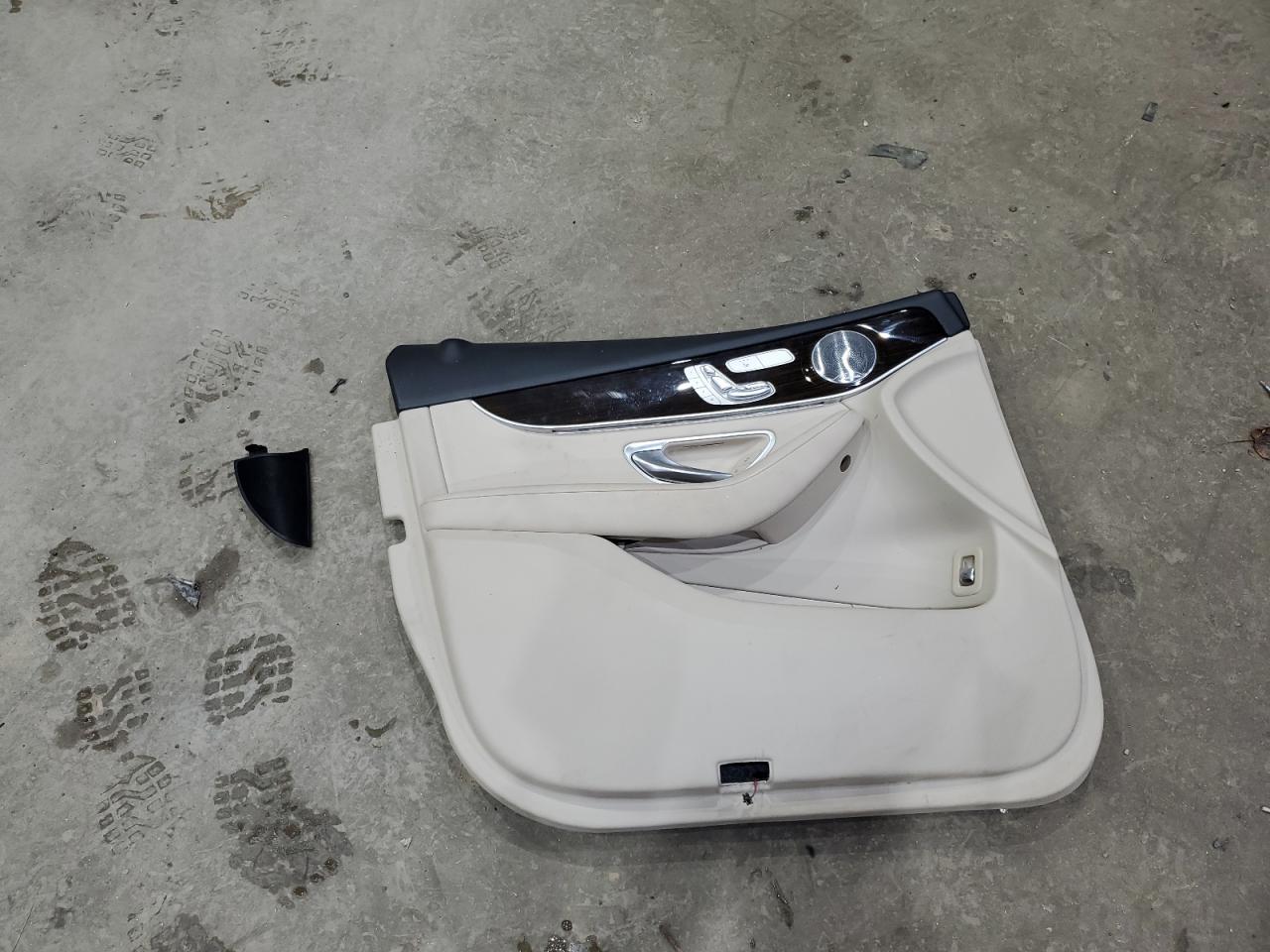 2018 Mercedes-Benz Glc 300 4Matic VIN: WDC0G4KB6JV054998 Lot: 85179095