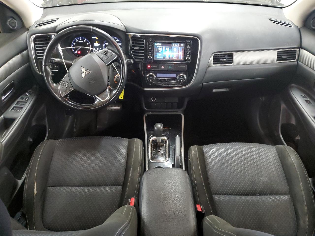 2017 Mitsubishi Outlander Es VIN: JA4AZ2A33HZ030660 Lot: 90908035