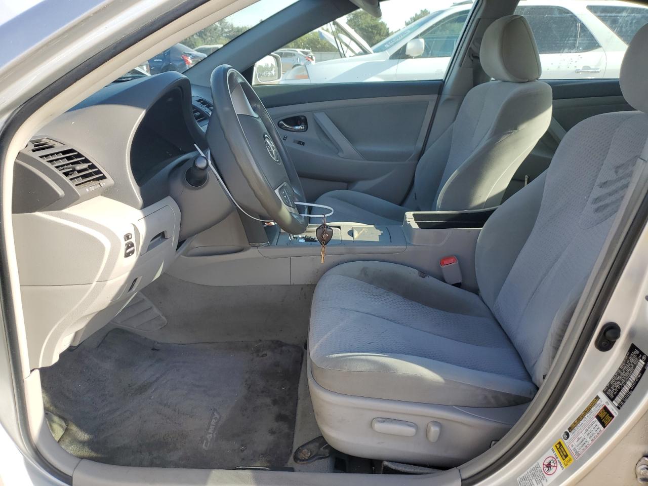 2011 Toyota Camry Base VIN: 4T1BF3EKXBU666616 Lot: 84619525