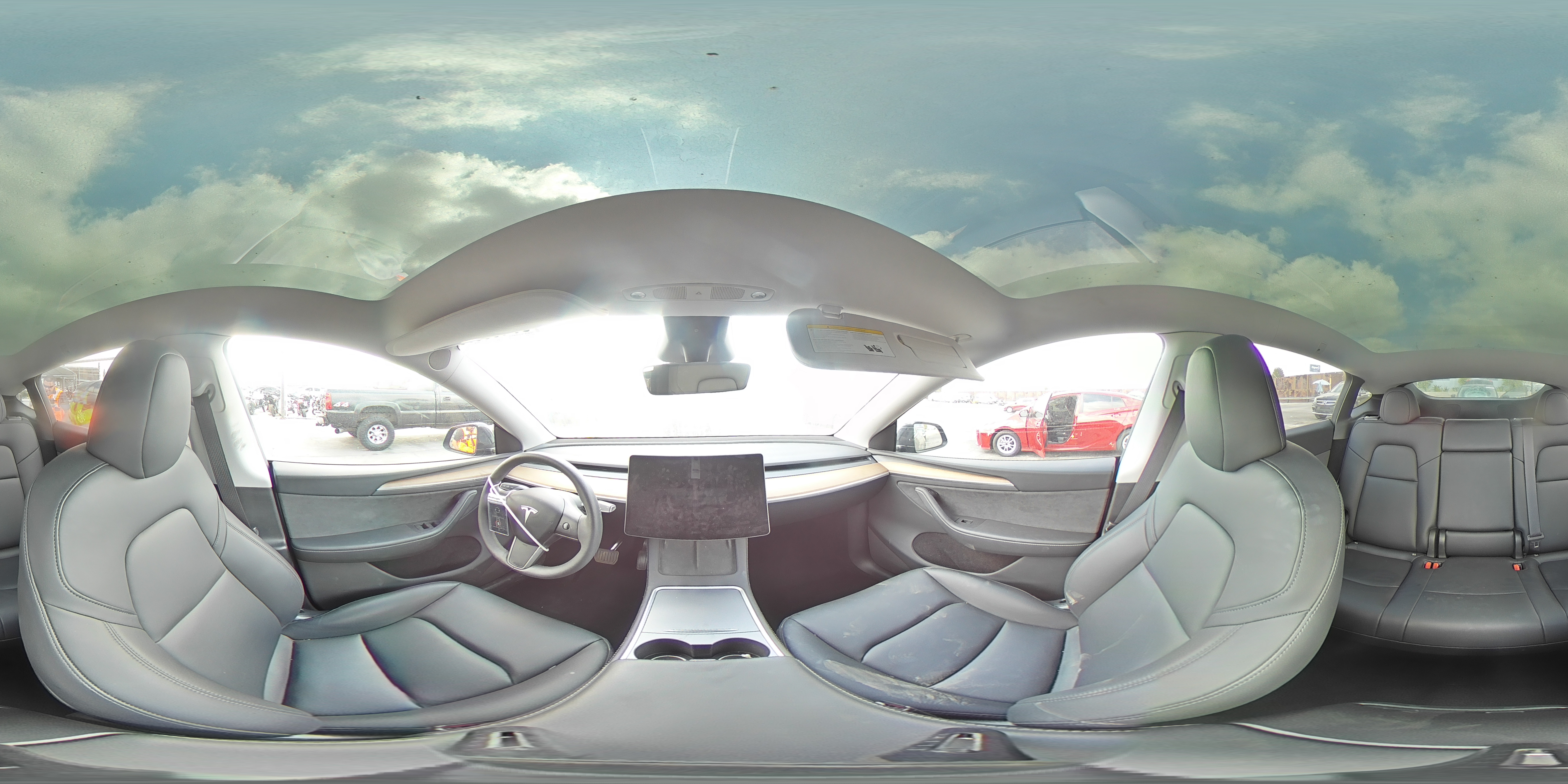 2024 Tesla Model Y VIN: 7SAYGDEE0RA231036 Lot: 87465575