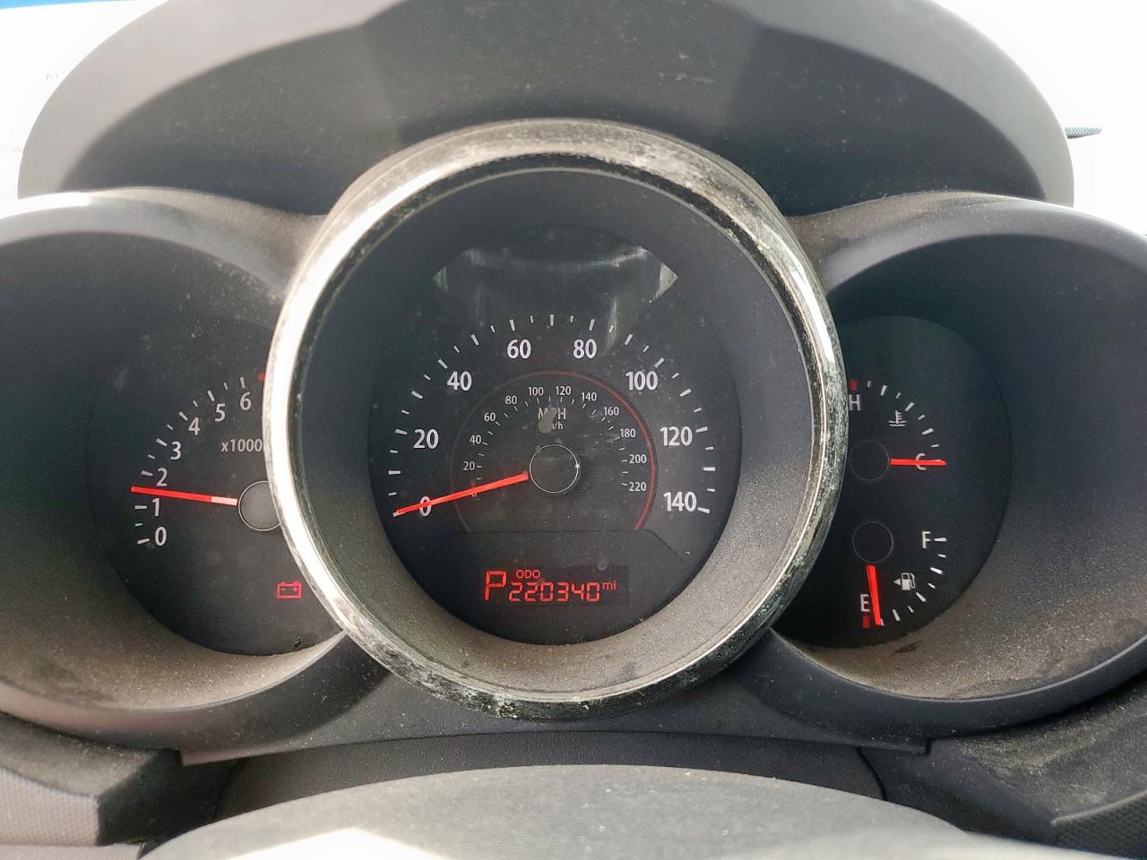 2010 Kia Soul + VIN: KNDJT2A25A7165882 Lot: 85651405