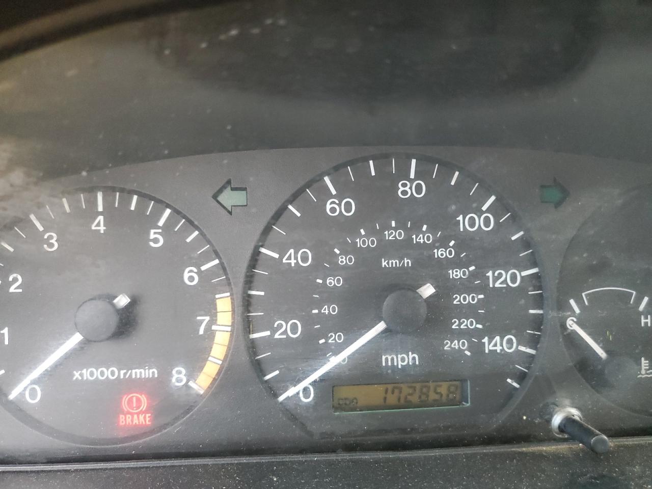 1999 Mazda 626 Es VIN: 1YVGF22C2X5841096 Lot: 81923685