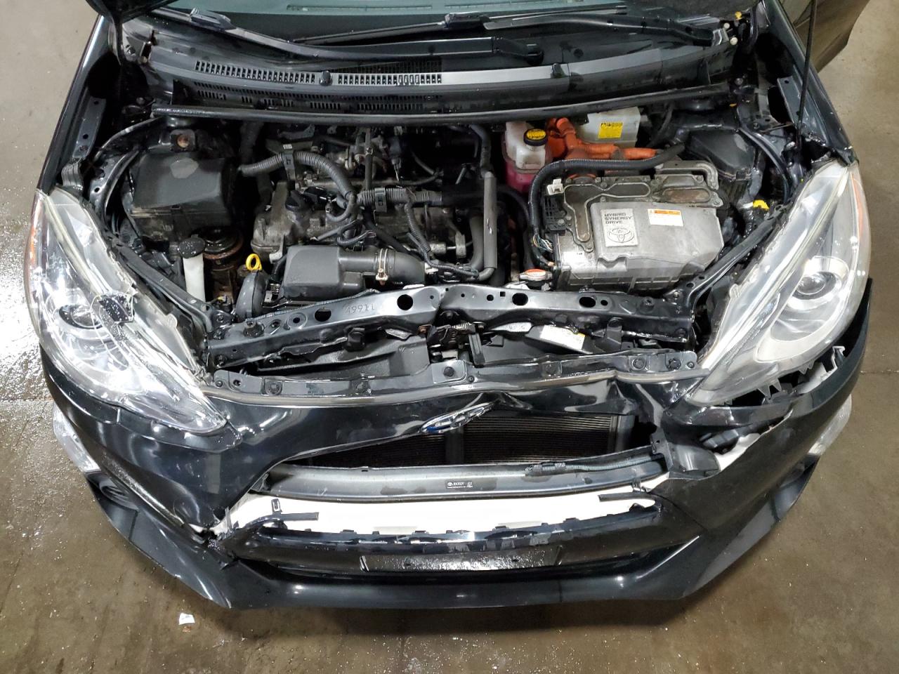 2015 Toyota Prius C VIN: JTDKDTB39F1111011 Lot: 89633875