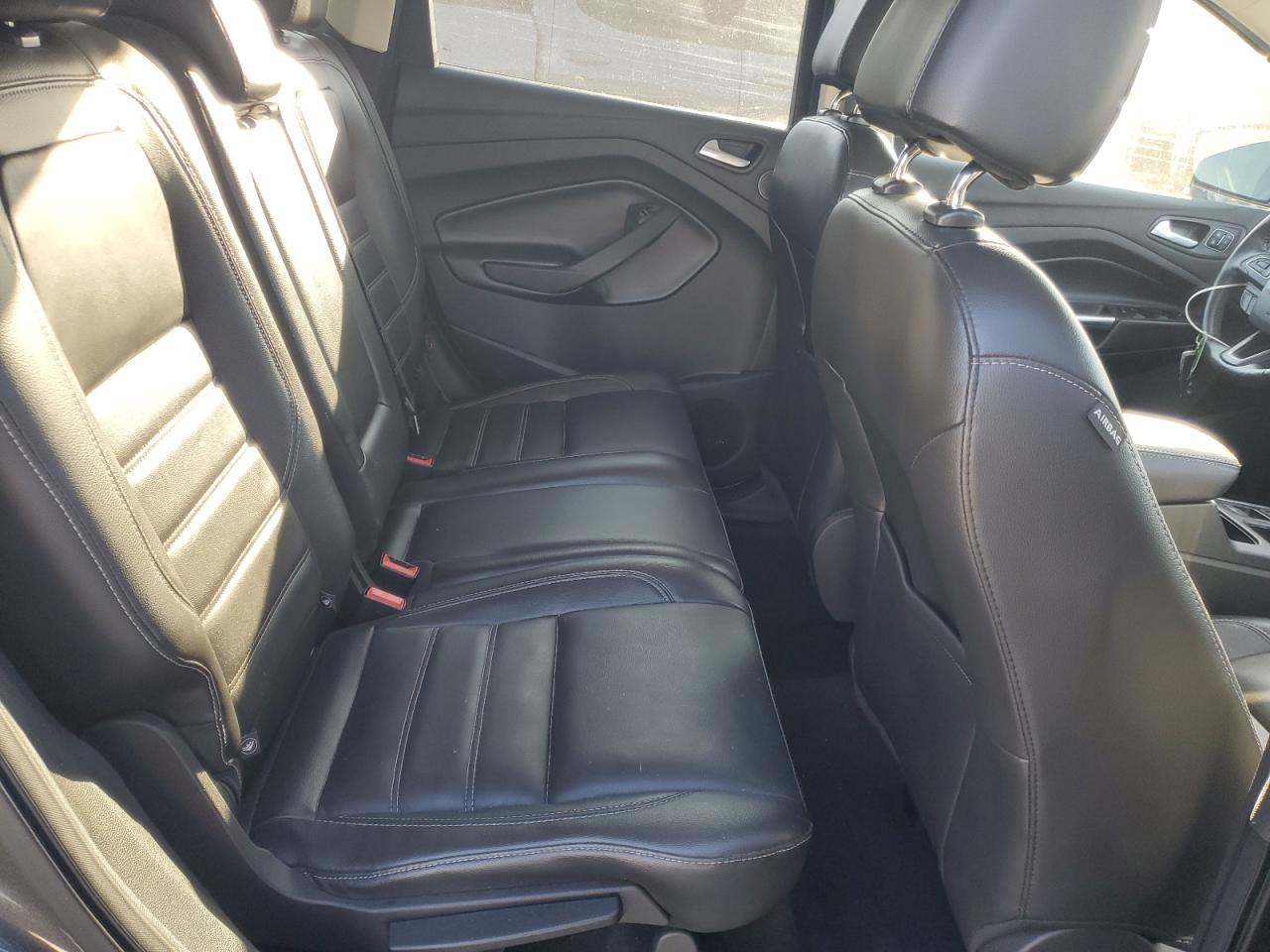 2017 Ford Escape Titanium VIN: 1FMCU9JD8HUB43916 Lot: 82660875