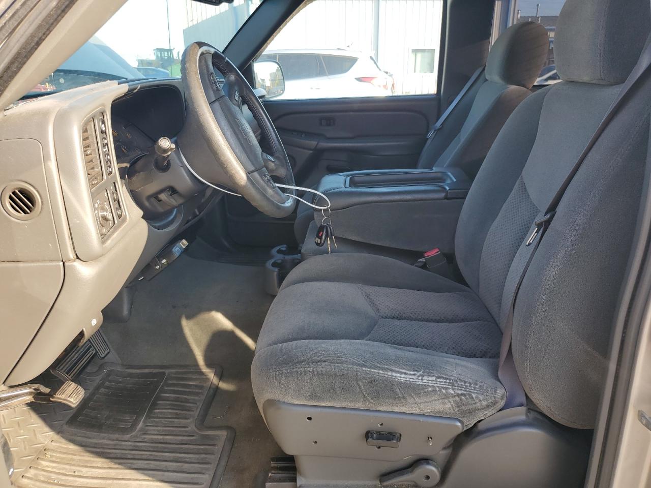 2004 Chevrolet Silverado K1500 VIN: 2GCEK19T541282617 Lot: 86087845