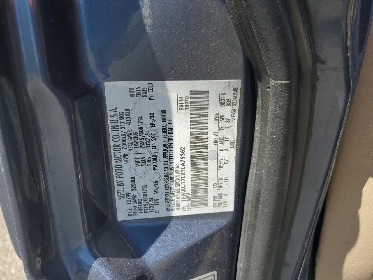 2000 Ford Expedition Eddie Bauer VIN: 1FMRU17LXYLA79362 Lot: 82354485