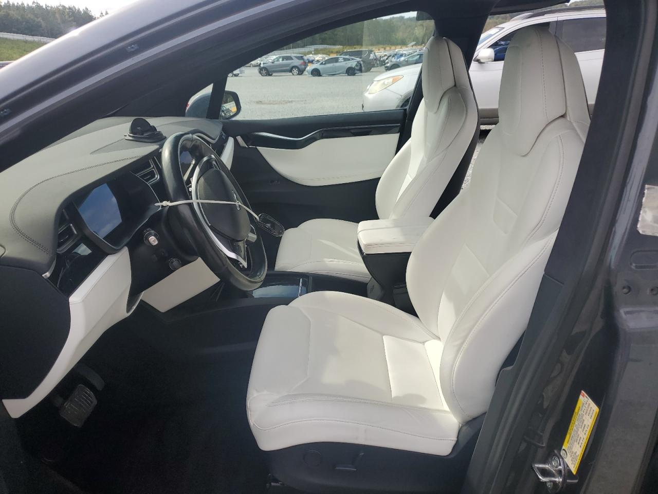 2017 Tesla Model X VIN: 5YJXCAE29HF060278 Lot: 82002745