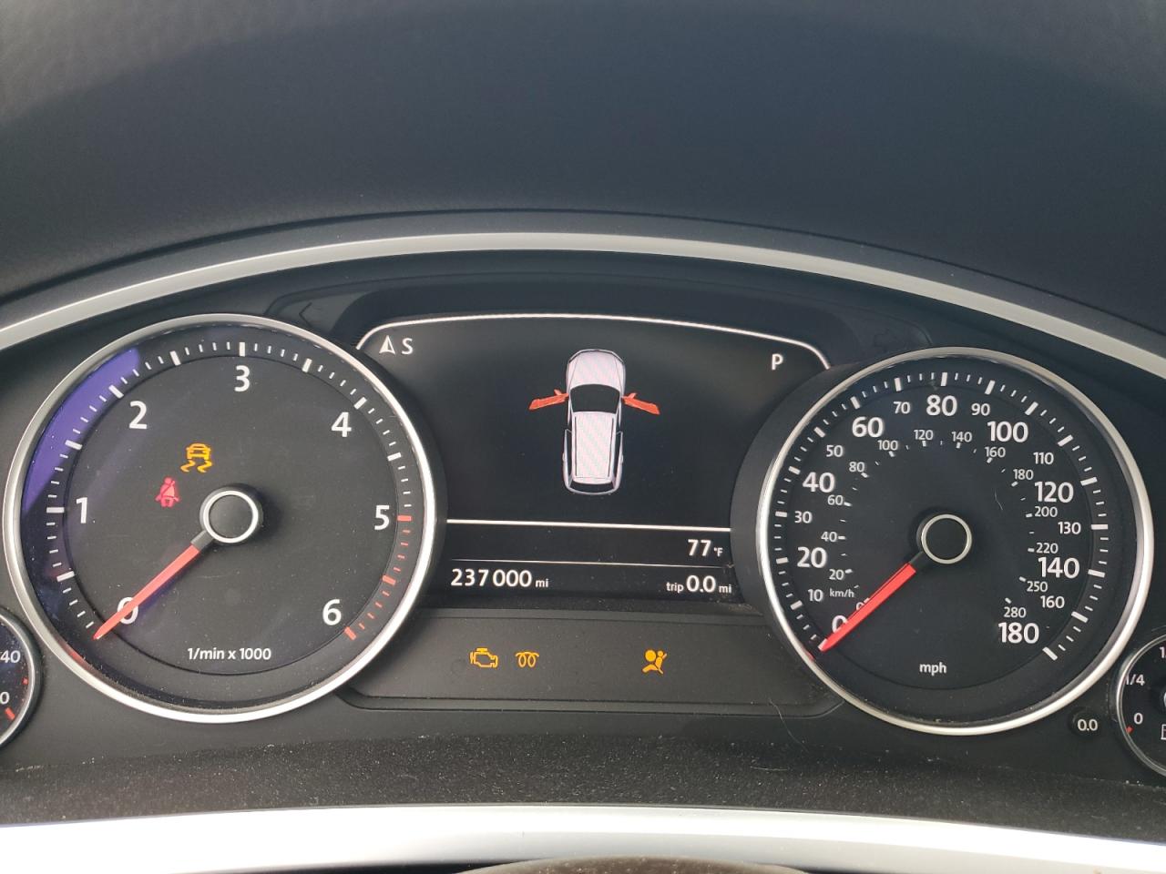 2013 Volkswagen Touareg V6 Tdi VIN: WVGEP9BP3DD001038 Lot: 85542105