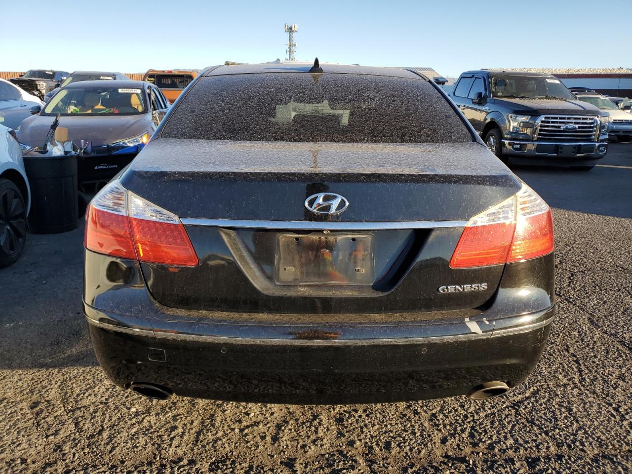 2009 Hyundai Genesis 3.8L VIN: KMHGC46E29U042820 Lot: 85415425