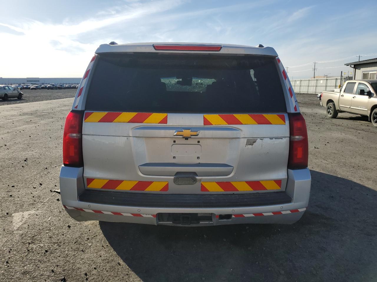 2019 Chevrolet Suburban K1500 Lt VIN: 1GNSKHKC1KR408201 Lot: 84291385