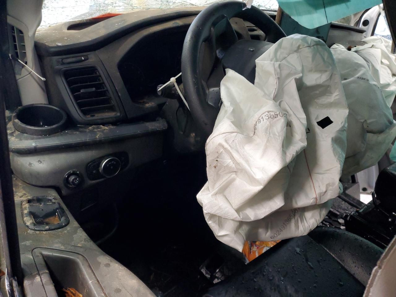 2024 Ford Transit 150 Delivery Van VIN: 1FTYE1C8XRKB61551 Lot: 90447775