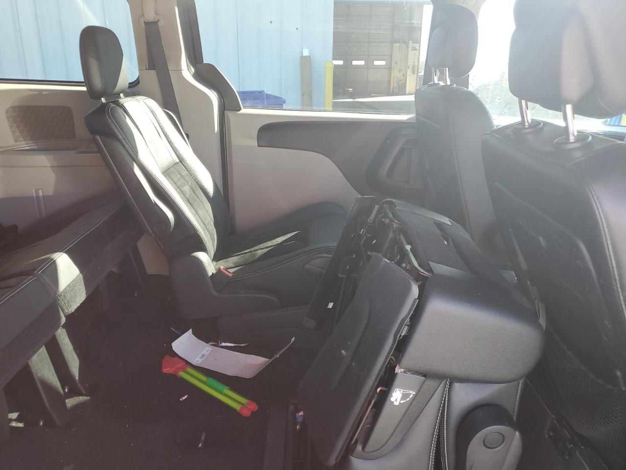 2017 Dodge Grand Caravan Sxt VIN: 2C4RDGCG5HR646150 Lot: 87048545