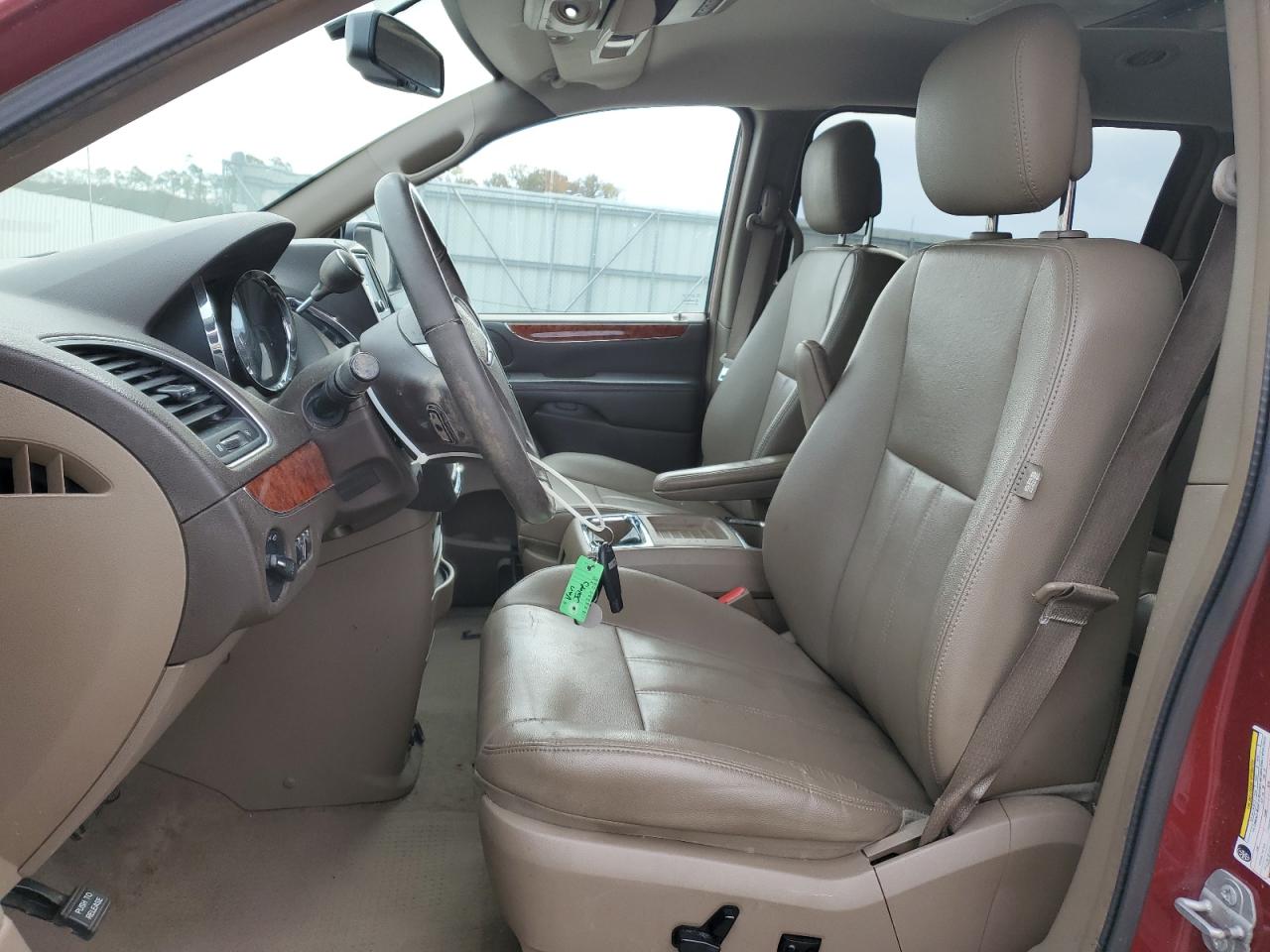 2016 Chrysler Town & Country Touring VIN: 2C4RC1BG4GR253630 Lot: 90357595