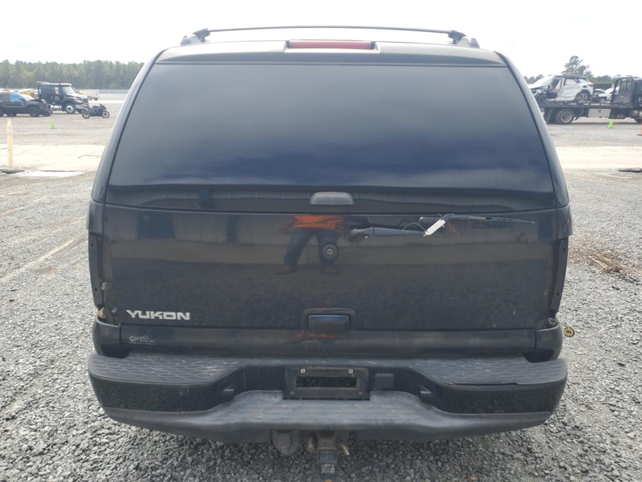 2006 GMC Yukon Denali VIN: 1GKEK63U66J132799 Lot: 81928685
