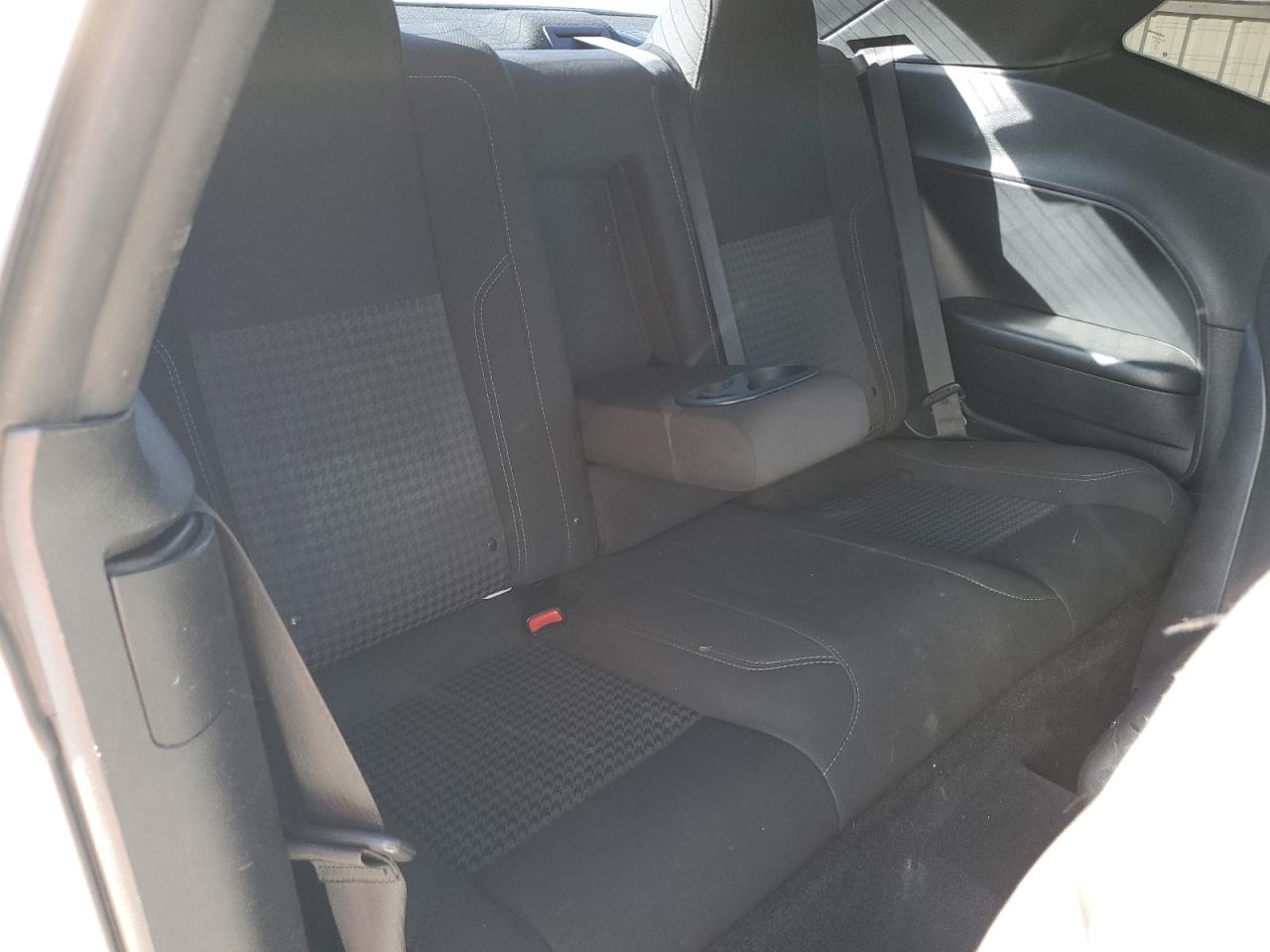 2018 Dodge Challenger Sxt VIN: 2C3CDZAG7JH321715 Lot: 85930925