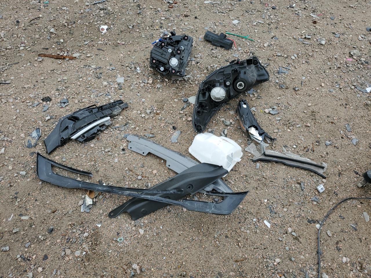 2018 Toyota Highlander Se VIN: 5TDJZRFH2JS817156 Lot: 85523505