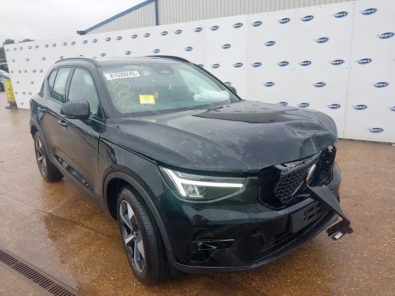 2025 VOLVO XC40 2.0 B4P PLUS DARK 5DR AUTO