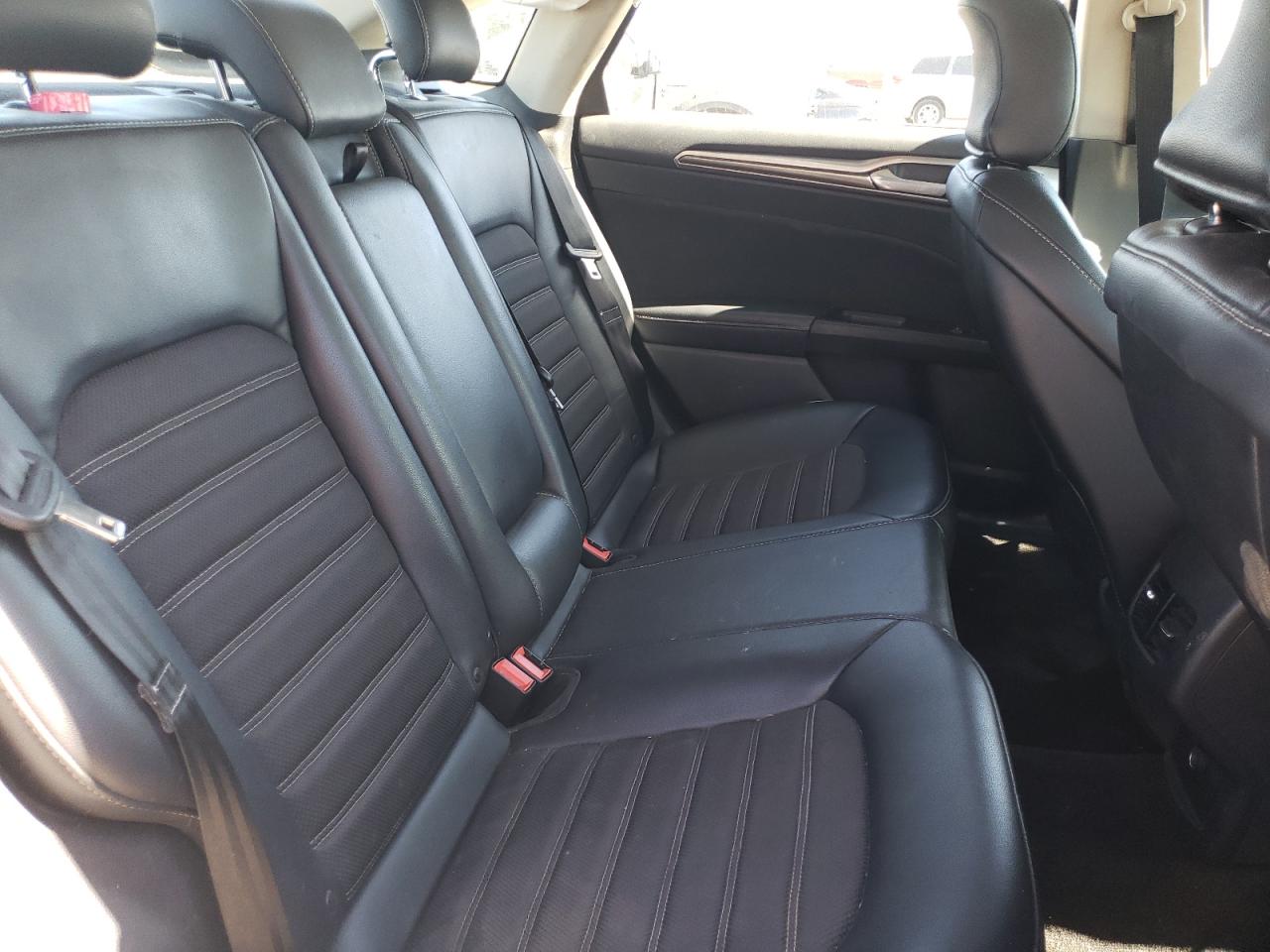 2017 Ford Fusion Se VIN: 3FA6P0HD2HR294788 Lot: 82312895