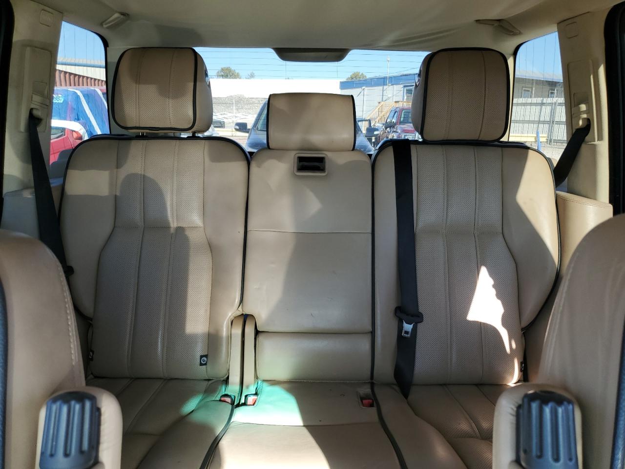 2011 Land Rover Range Rover Hse Luxury VIN: SALMF1D43BA349131 Lot: 82557325