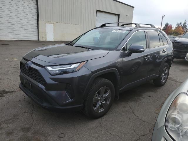 TOYOTA RAV4 XLE 2024