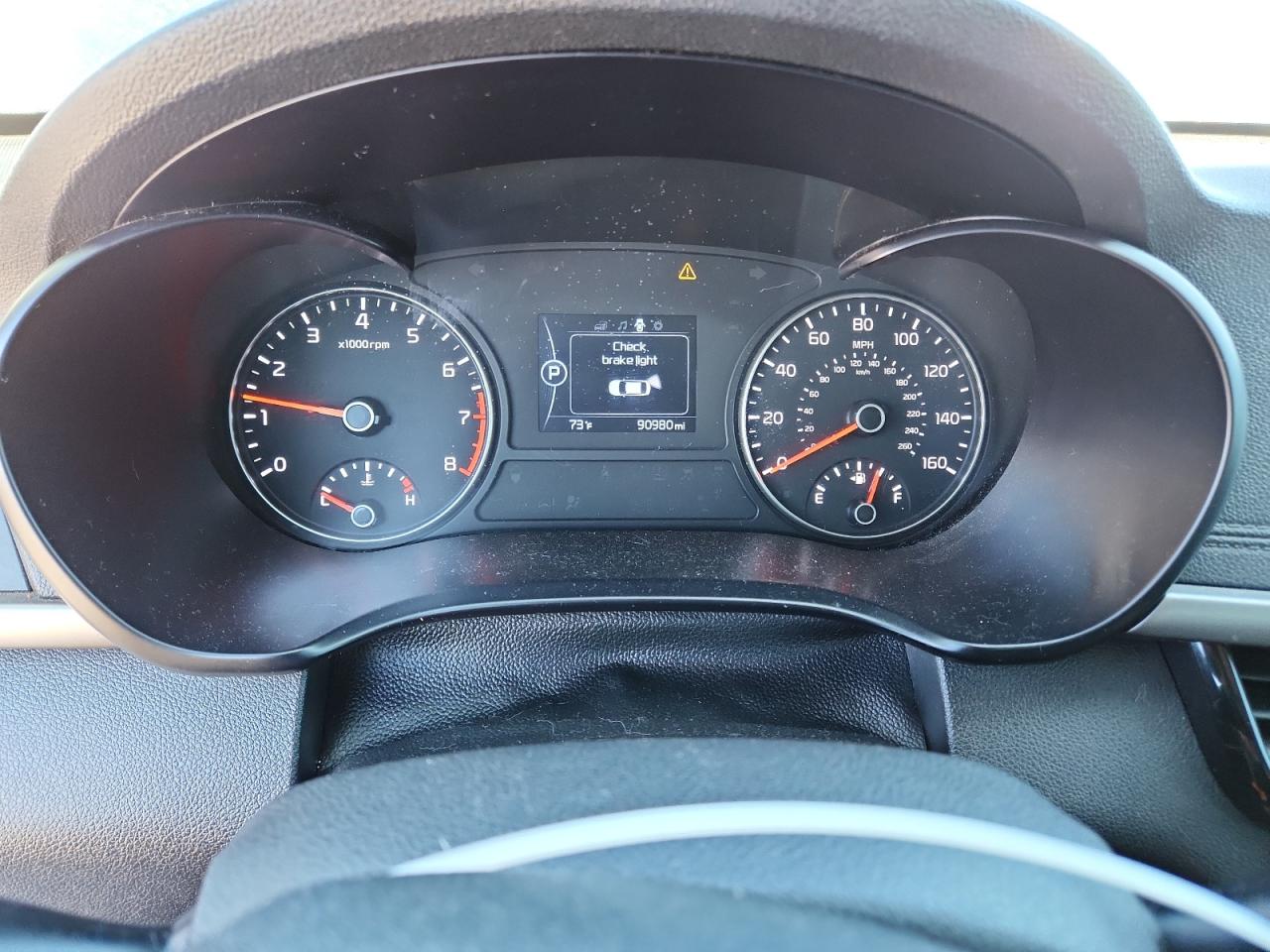 2018 Kia Optima Lx VIN: 5XXGT4L3XJG229272 Lot: 84999695