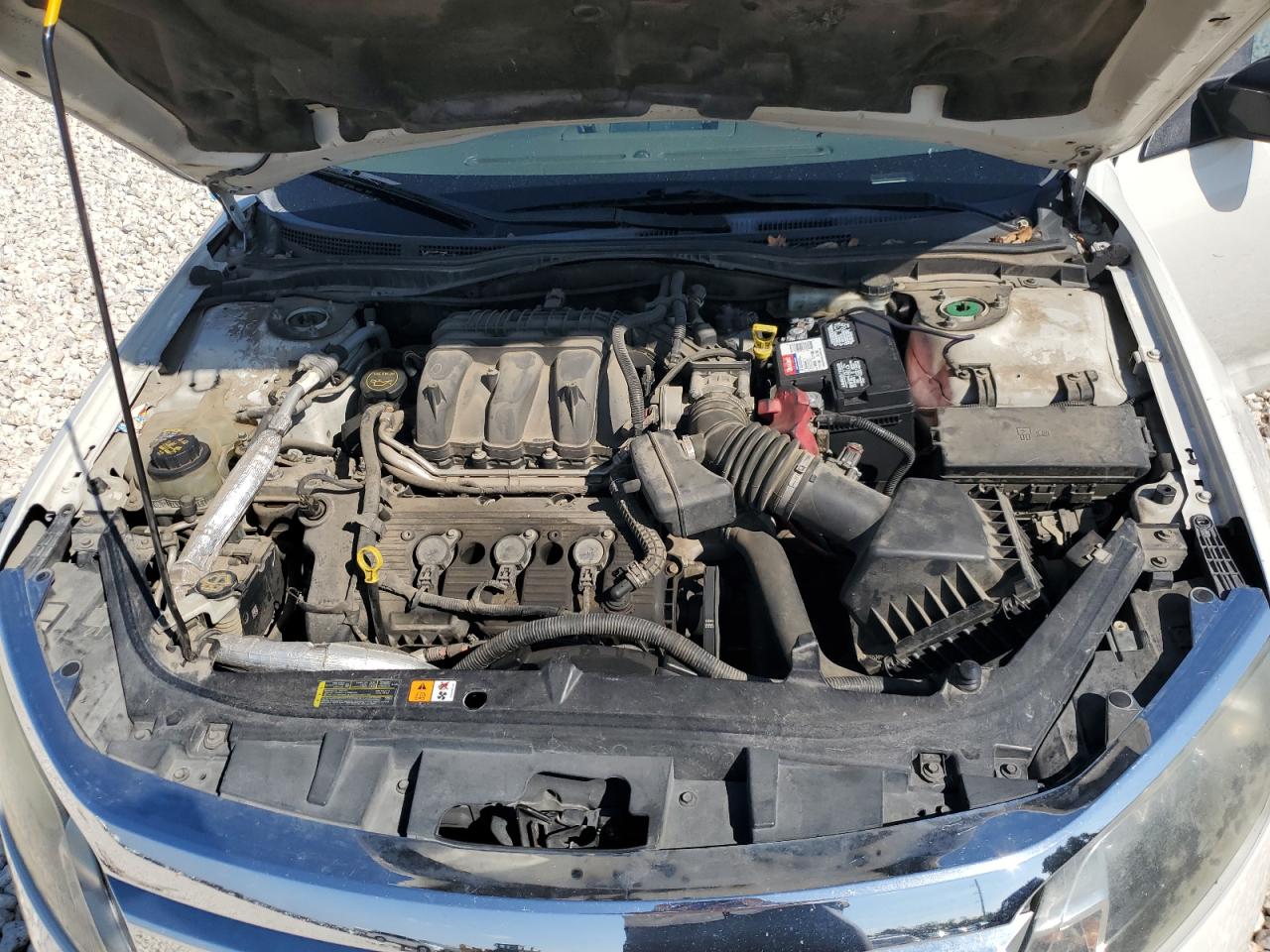 2011 Ford Fusion Se VIN: 3FAHP0HG5BR330869 Lot: 90049835