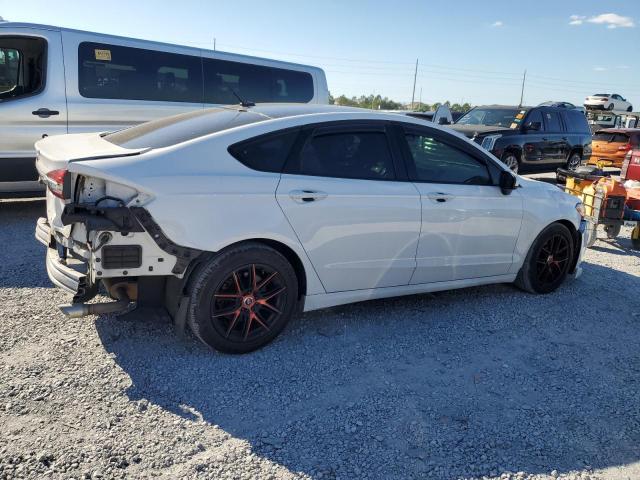  FORD FUSION 2018 Белы