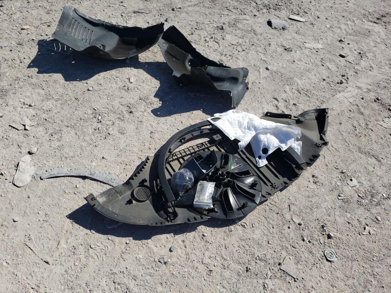 2022 Tesla Model Y VIN: 7SAYGAEE7NF433884 Lot: 81684165