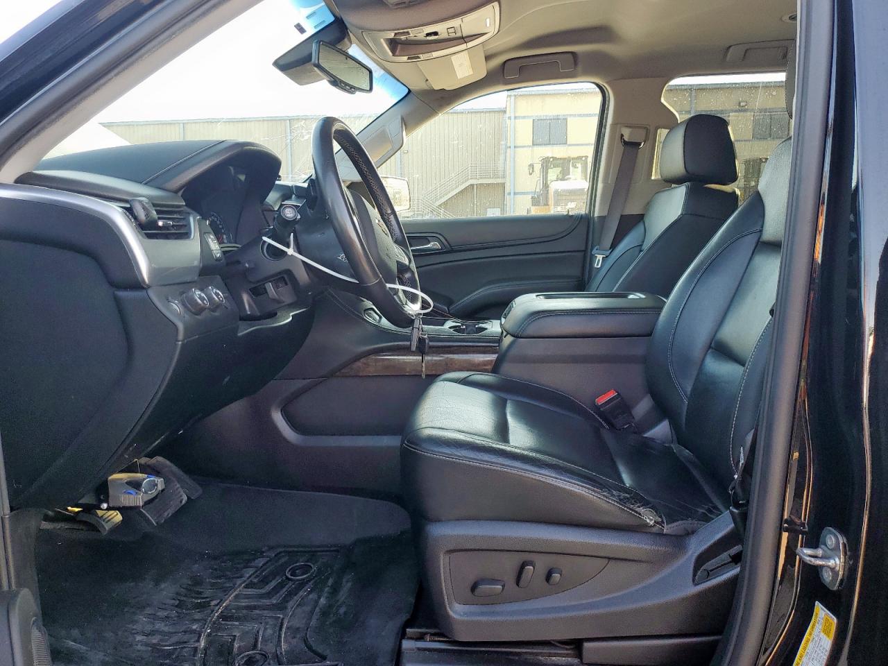 2017 Chevrolet Suburban K1500 Lt VIN: 1GNSKHKCXHR389382 Lot: 85829455