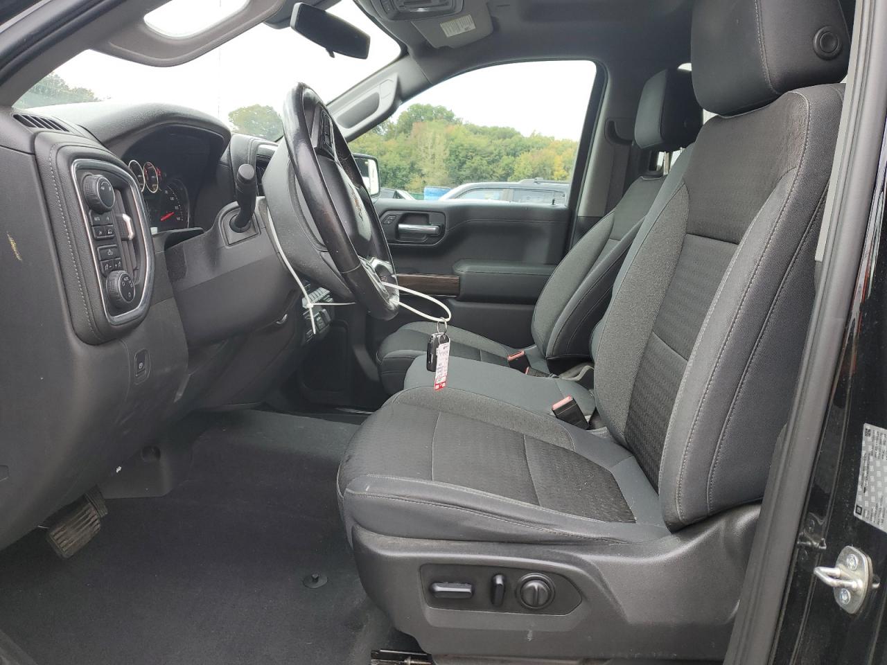 2019 Chevrolet Silverado K1500 Lt VIN: 3GCUYDED4KG105605 Lot: 85872695