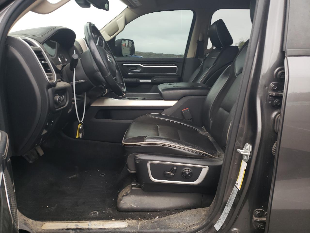 2020 Ram 1500 Laramie VIN: 1C6SRFJT5LN157211 Lot: 82382575