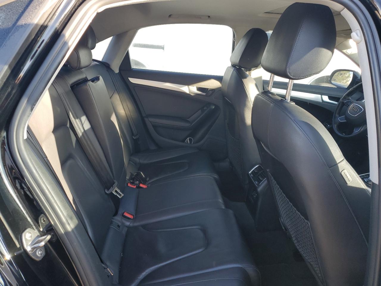 2015 Audi A4 Premium VIN: WAUBFAFL3FN025496 Lot: 82317115