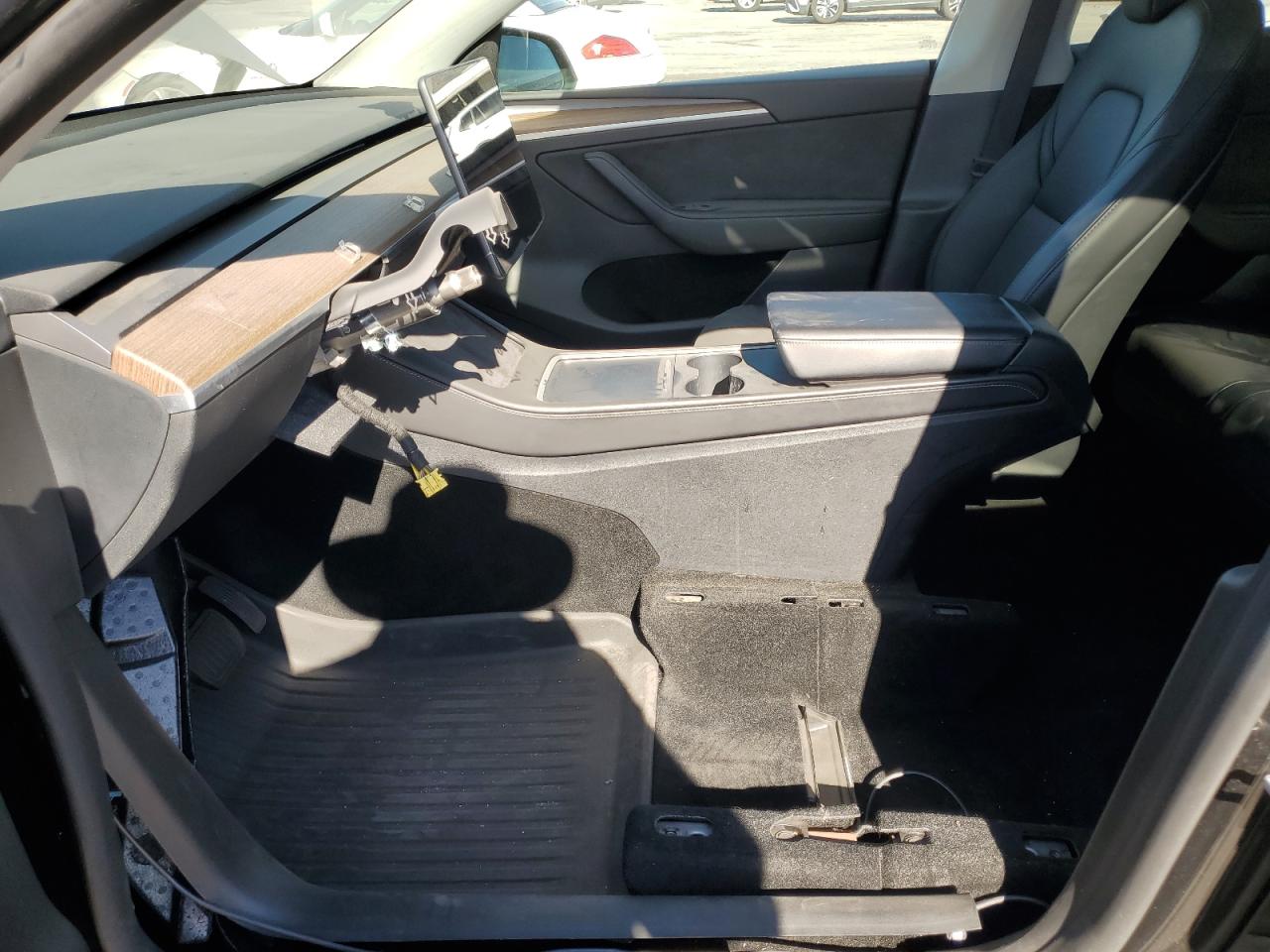 2024 Tesla Model Y VIN: 7SAYGDEE2RF070756 Lot: 90646845