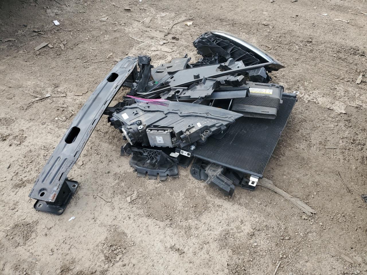 2017 Audi Q7 Premium Plus VIN: WA1LAAF75HD041582 Lot: 86076385