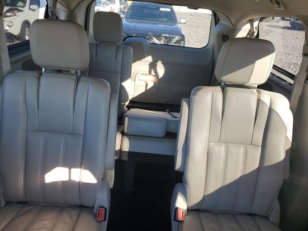 2013 Chrysler Town & Country Touring VIN: 2C4RC1BGXDR564796 Lot: 86650165