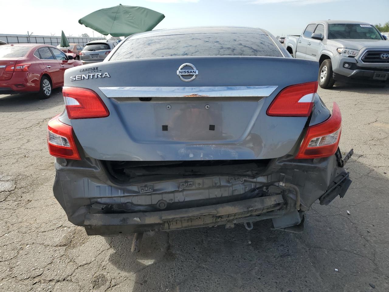 2018 Nissan Sentra S VIN: 3N1AB7AP2JY229373 Lot: 81978035