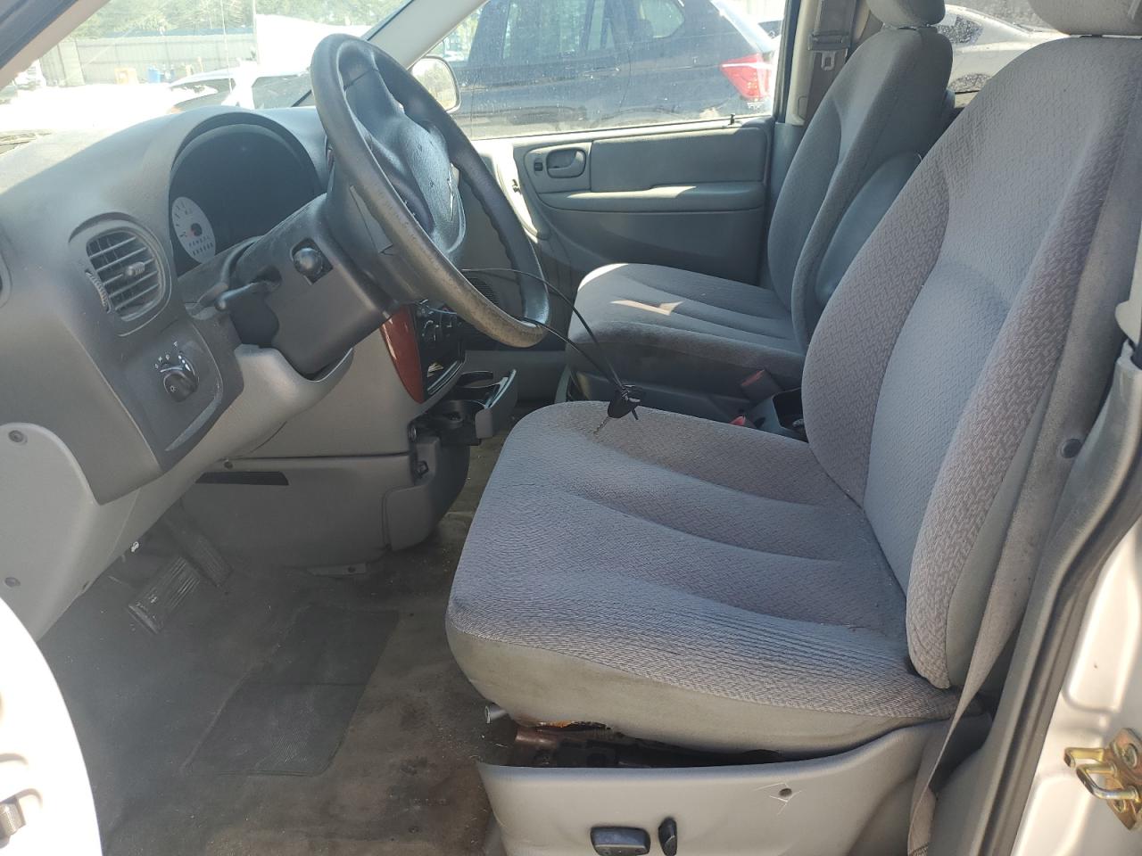 2006 Chrysler Town & Country VIN: 1A4GP45R06B740051 Lot: 84612285