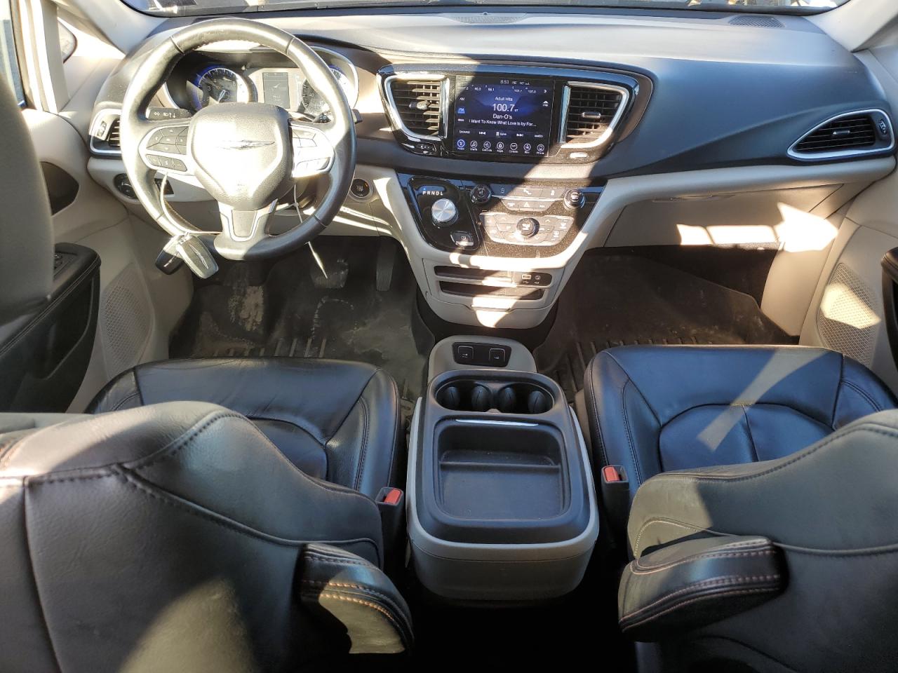 2017 Chrysler Pacifica Touring L VIN: 2C4RC1BG8HR796402 Lot: 82328265