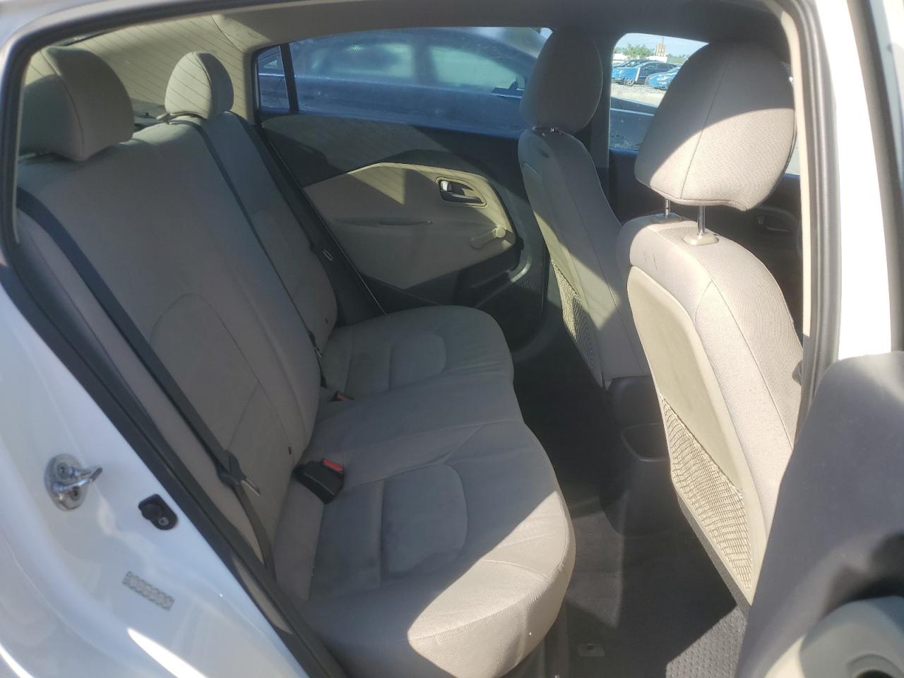 2015 Kia Rio Lx VIN: KNADM4A30F6437103 Lot: 90350255