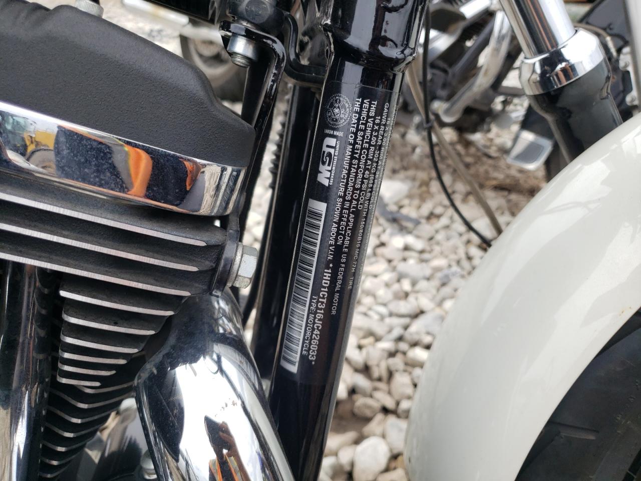 2018 Harley-Davidson Xl1200 C VIN: 1HD1CT316JC426033 Lot: 86327055