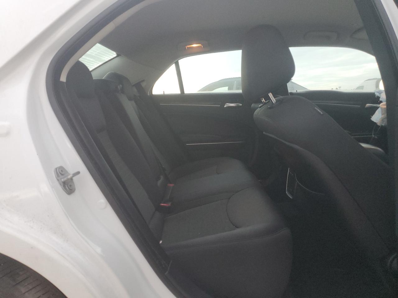 2018 Chrysler 300 Touring VIN: 2C3CCAAG4JH320610 Lot: 86884045