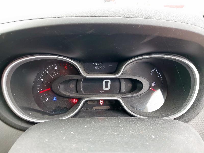 2017 RENAULT TRAFIC LL29 ENERGY DCI 125 SPORT NAV VAN