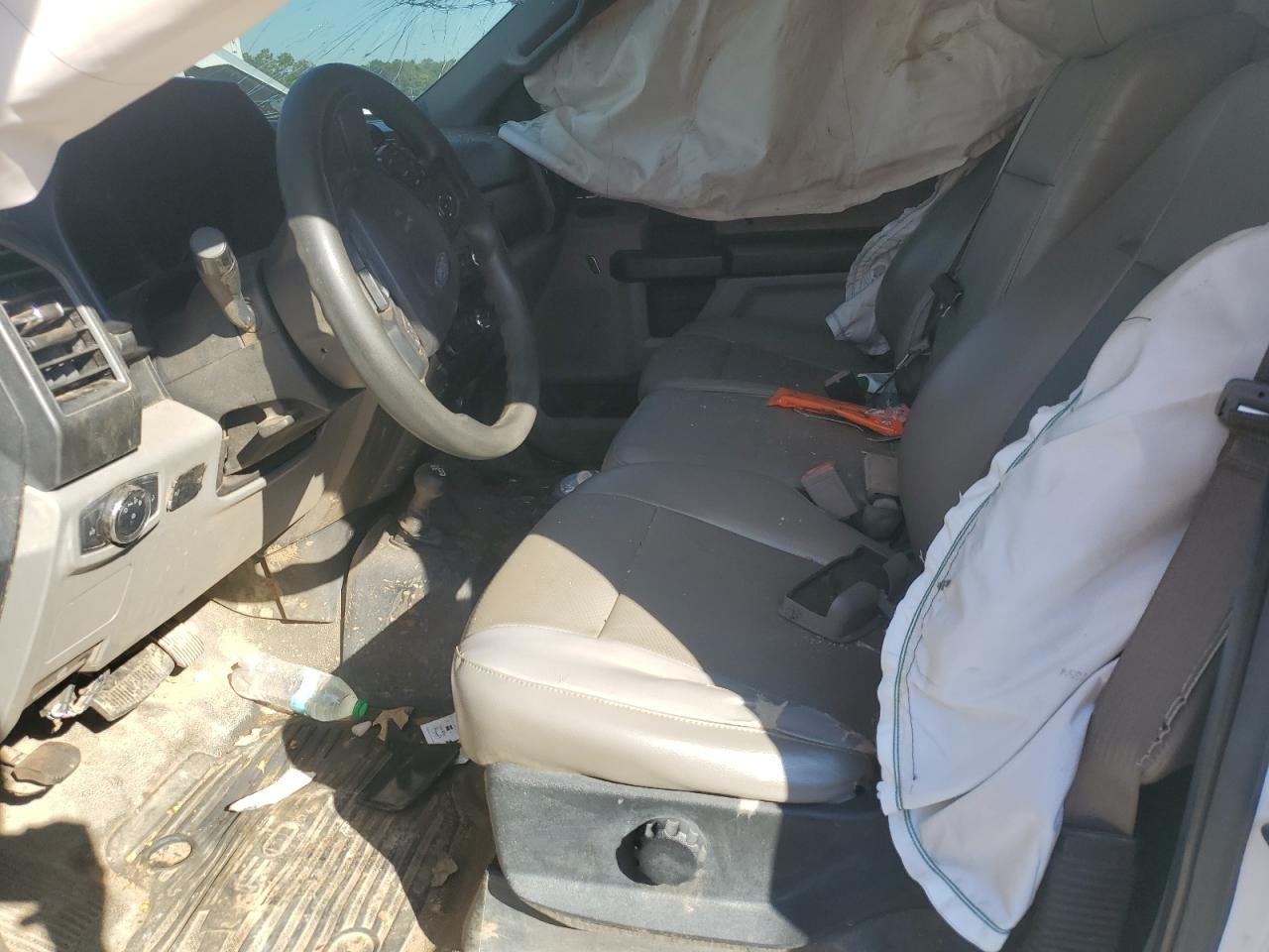 2019 Ford F350 Super Duty Flatbed Truck VIN: 1FD8W3HT8KEF72985 Lot: 86745425