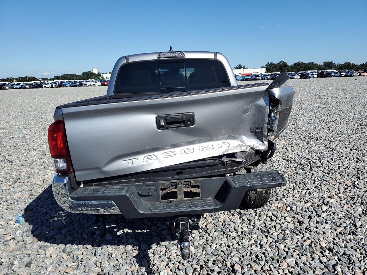 2018 Toyota Tacoma Double Cab VIN: 5TFAZ5CN2JX058795 Lot: 82440355