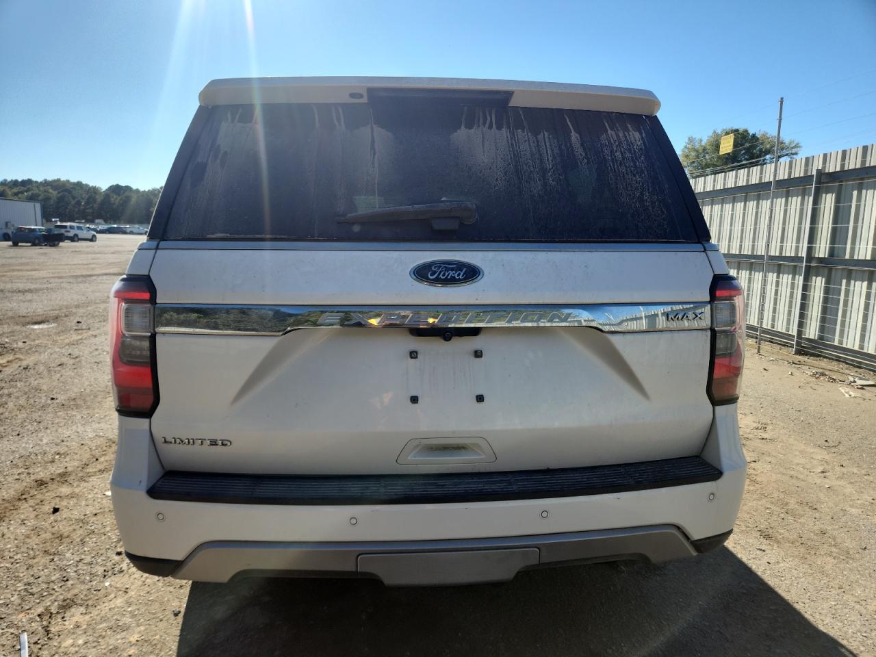 2018 Ford Expedition Max Limited VIN: 1FMJK1KT5JEA38500 Lot: 90862895