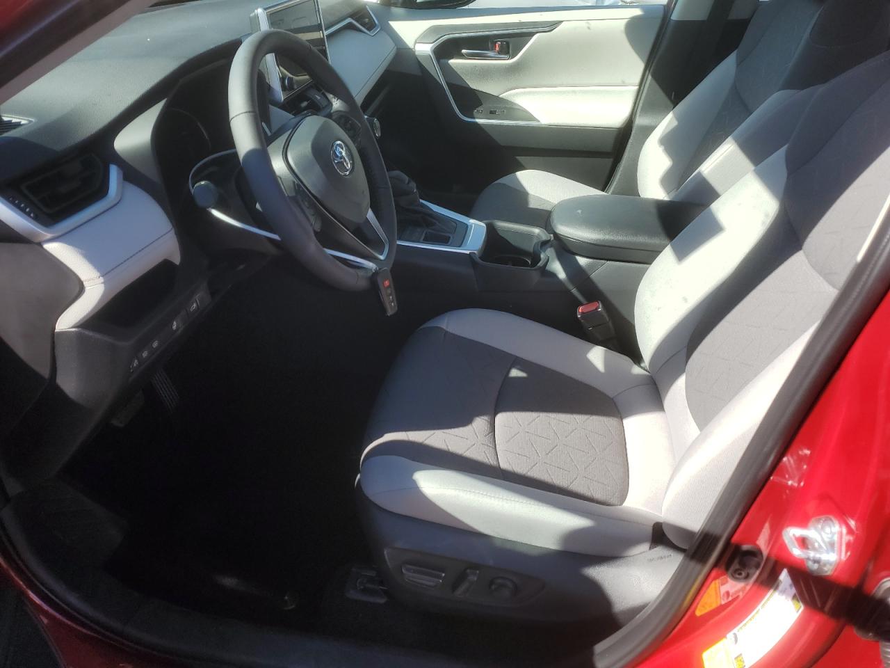 2025 Toyota Rav4 Xle VIN: 2T3P1RFV5SW568990 Lot: 80367975